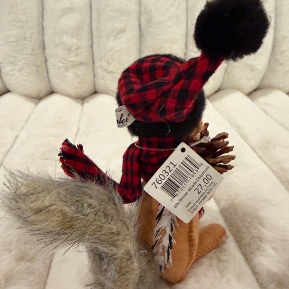 Annalee 460321 6 in Winter Woods Chipmunk NWT - Picture 4 of 7